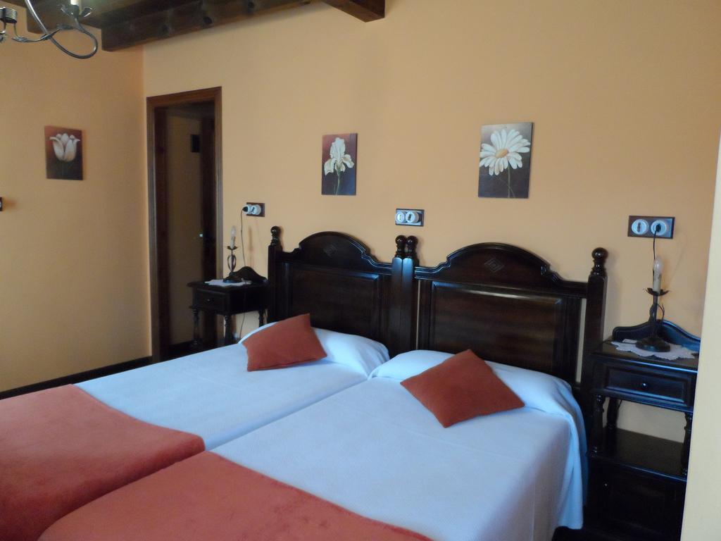 Casa El Campu Guest House Infiesto Ngoại thất bức ảnh